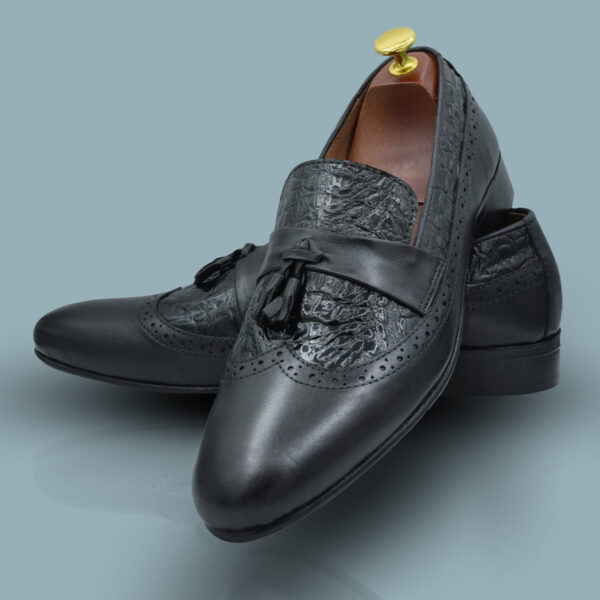 Brogue & Tassel Black Leather Shoes